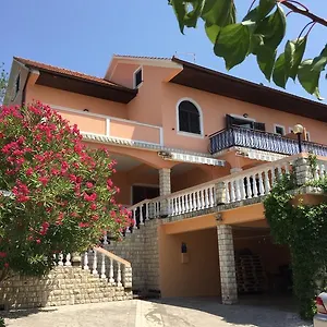 Tartuga Apartment